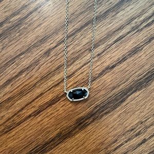 Kendra Scott Elisa gold pendant